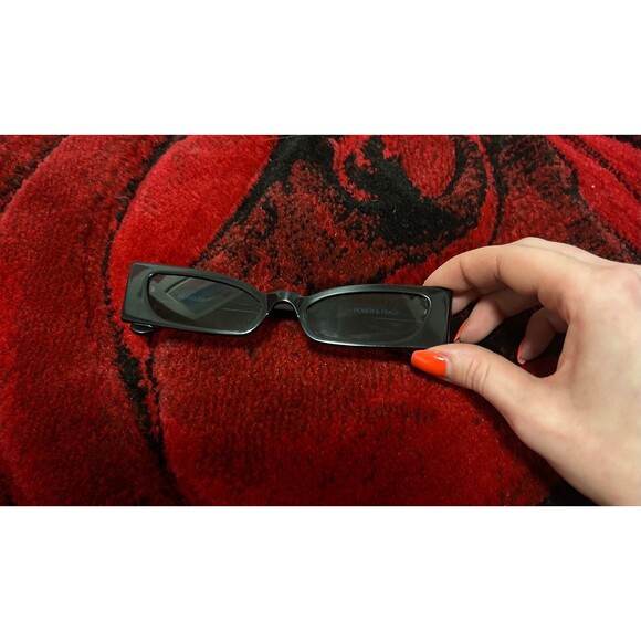 Robert & Fraud Geraldine Black Micro Sunglasses main image 9